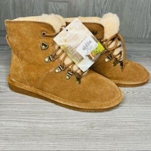 Bearpaw Suede Boots